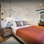 Fango - Ovo Network Chalet *